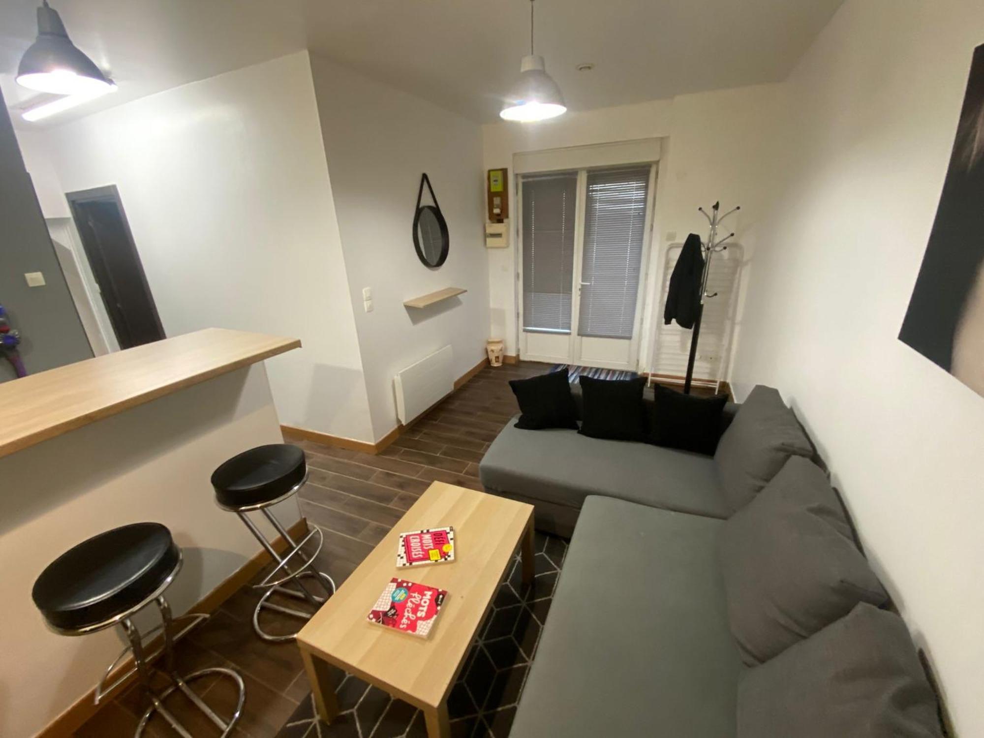 Agreable Appartement In Montmartre Paris Exterior foto